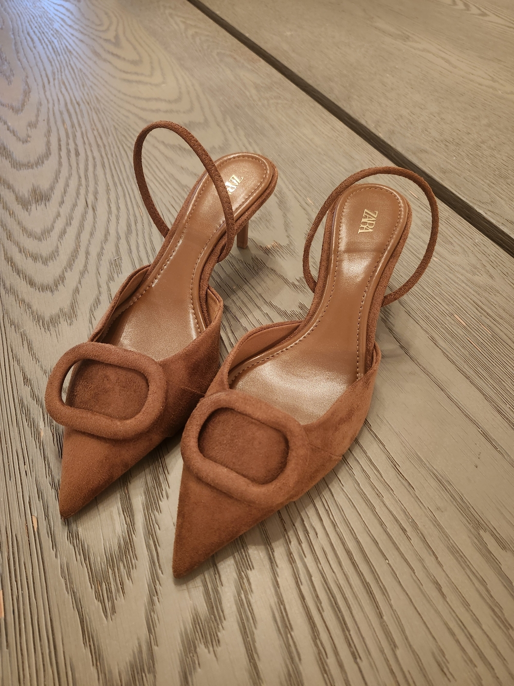 ZARA | Women’s Pointed Toe Suede Slingback Heels in Caramel
